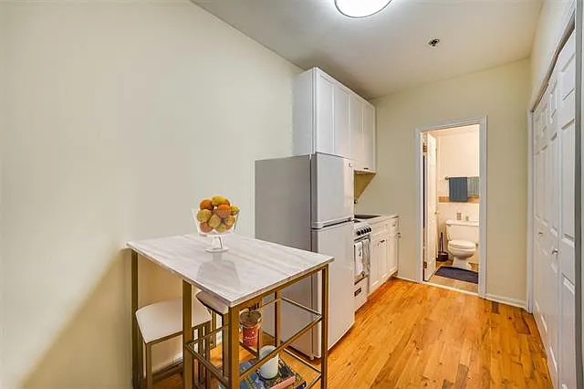 217 Bloomfield St #101 — Photo 3