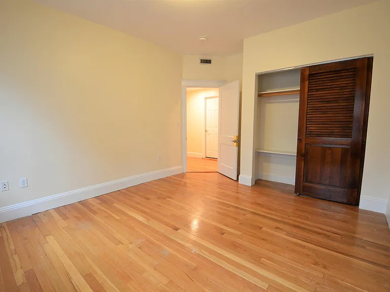 191 Winthrop Rd #5 — Photo 16