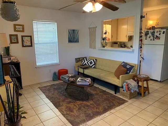 1 bed, 650 sqft, $1,600 — Photo 3