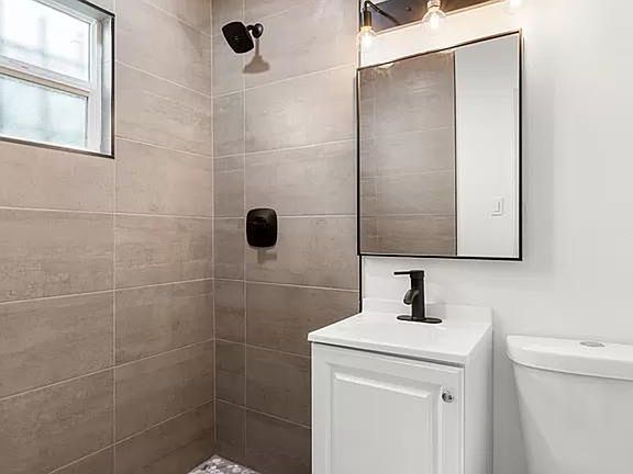 5th image of 4438 Wilson Ave #4442