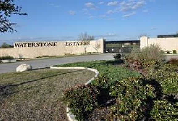 4th image of E Four Waterstone Estates Dr