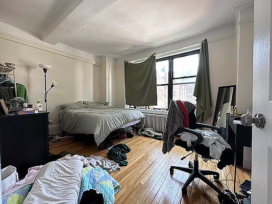 5th image of 310 E 55th St APT 9F