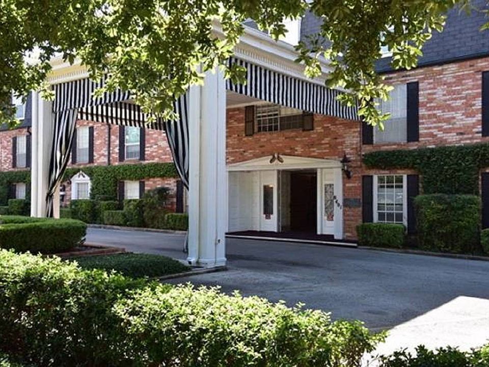 2nd image of 8401 N New Braunfels Ave APT 112A