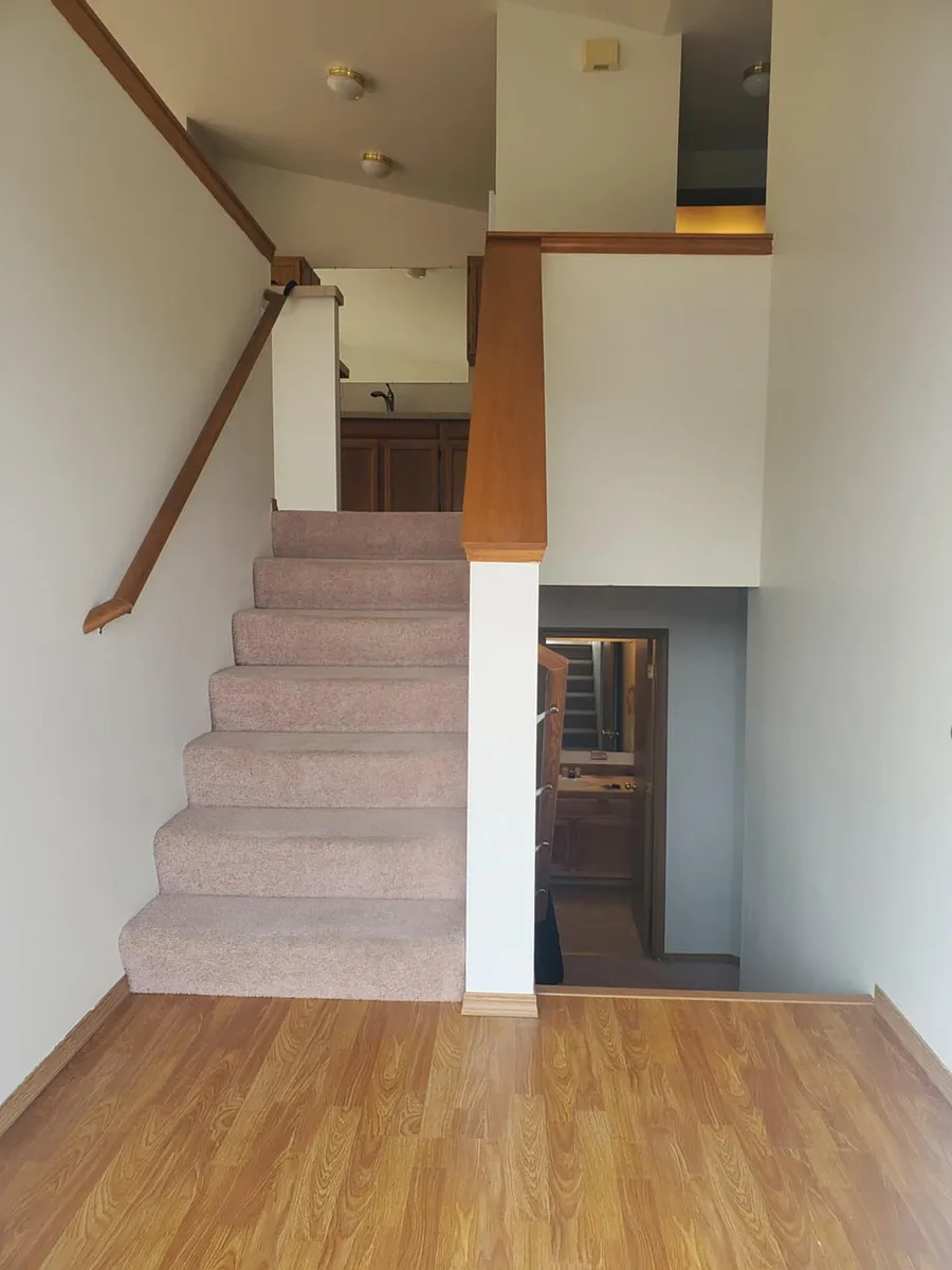 Building Photo - 9025 Corbin Dr #B