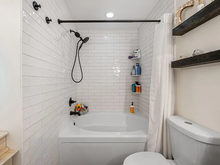 3006 Black Oak Ct #3006 — Photo 18