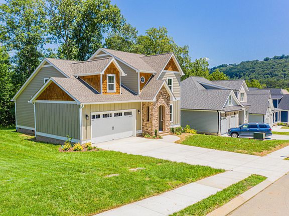 4th image of 9423 Silver Stone Ln #16