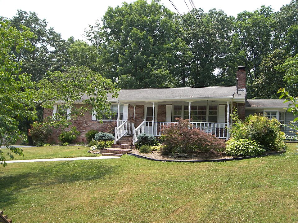 1st image of 1825 Wonderland Ln