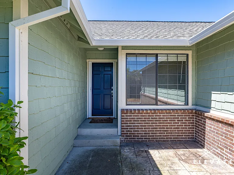938 Wood Sorrel Dr — Photo 2