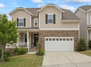 723 Meadowside Ct, Apex, NC 27523