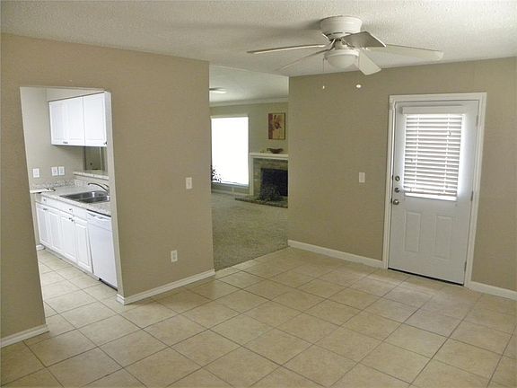 5th image of 6922 Prairie Village Dr