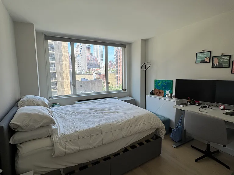 401 E 80th St #6D — Photo 3