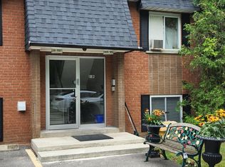 2128 Ghent Ave #2, Burlington, ON L7R1Y3