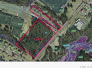 129 Legionaire Dr, Lincolnton, NC 28092