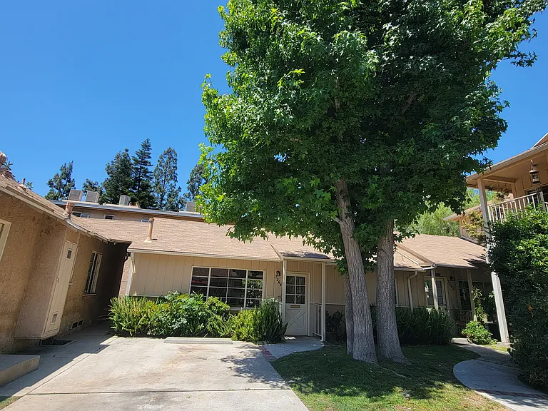7264 Allott Ave #7264A — Photo 9