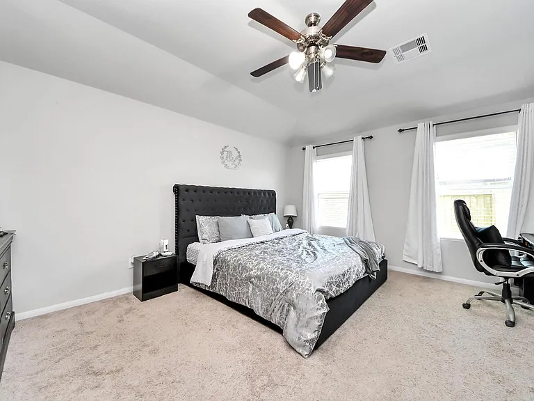 2643 Ridgeback Dr — Photo 24