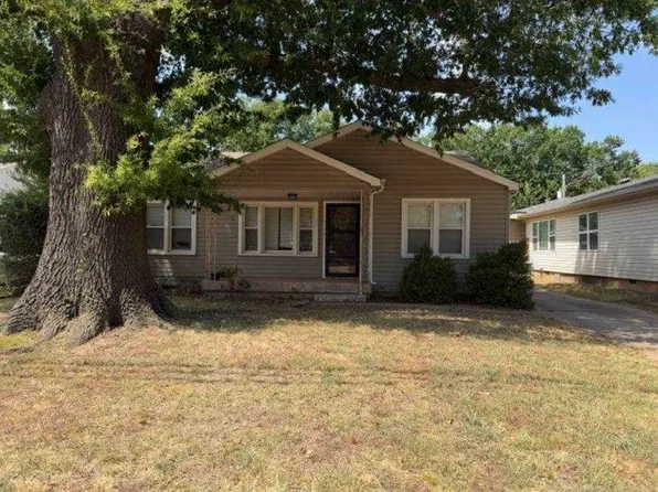 1104 S Pine St, Stillwater, OK 74074