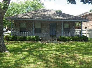 230 Ball St, Grapevine, TX 76051