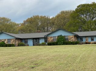 5508 Goodman Rd, Horn Lake, MS 38637