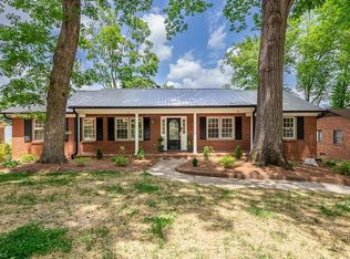 3514 Charing Cross Rd, Greensboro, NC 27455