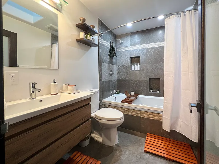 3319 Wrightwood Dr — Photo 24