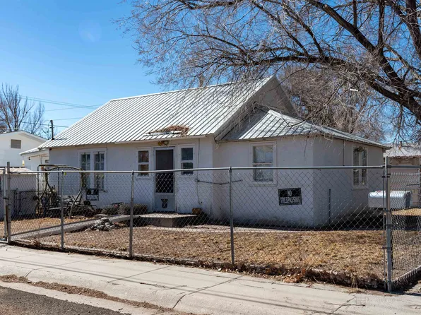 1123 E Washington Ave, Riverton, WY 82501