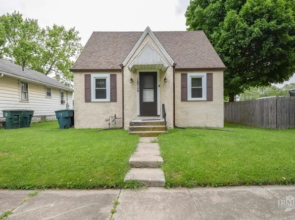 1816 W 13th St, Muncie, IN 47302