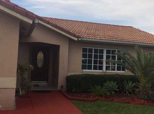 18244 NW 61st Ave, Hialeah, FL 33015