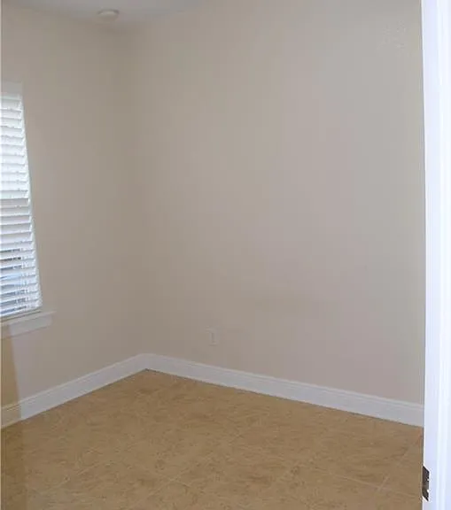 12219 De Moya Dr — Photo 10