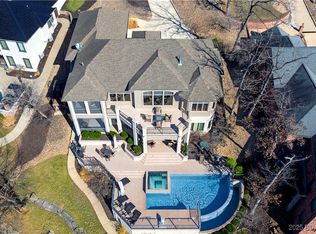 213 Grey Oak Dr, Sunrise Beach, MO 65079