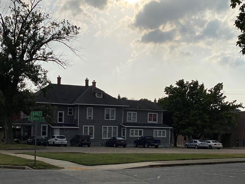 1st image of 401 E Twin Springs St #9