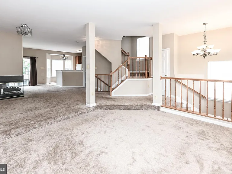 13100 Watchwood Ln — Photo 6
