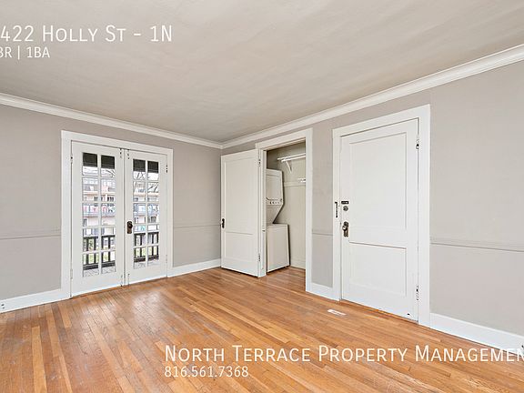 3rd image of 4422 Holly St APT 1N