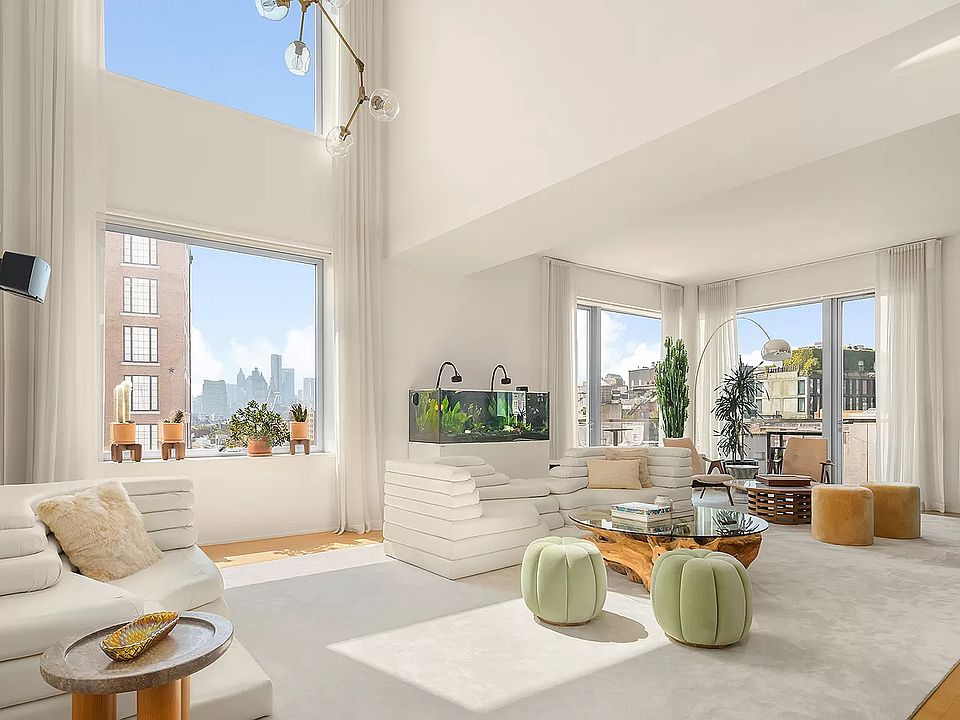 1st image of 347 Bowery #9/10