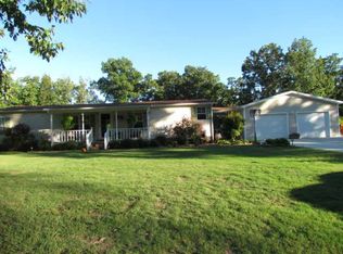 195 Mindy Dr, Waynesboro, TN 38485