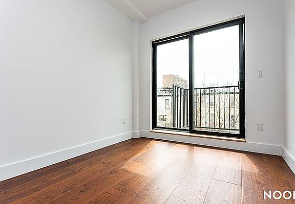 5th image of 2114 Fulton St #3A