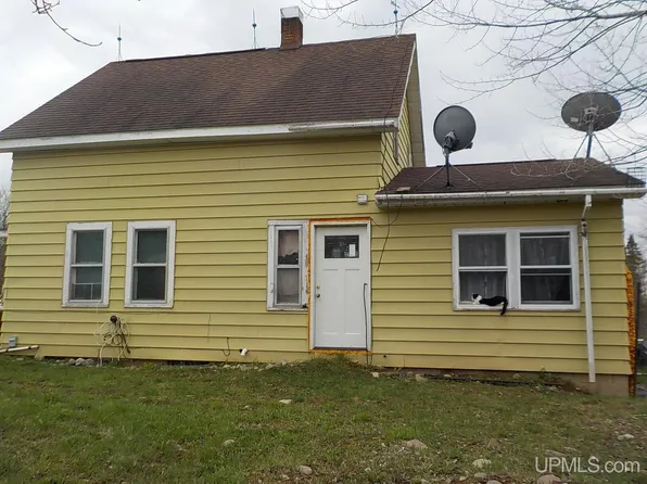 444 Parks Farm Rd, Crystal Falls, MI 49920