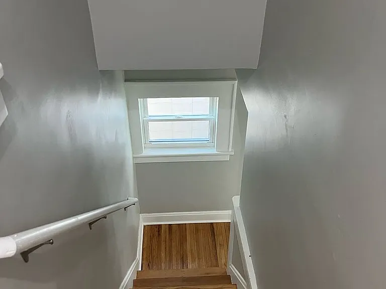 2702-2704 Calumet St #2702 — Photo 12
