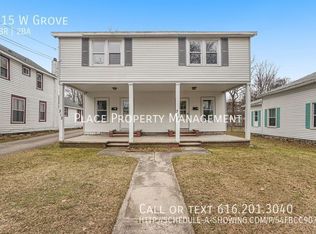 315 E Grove St, Greenville, MI 48838