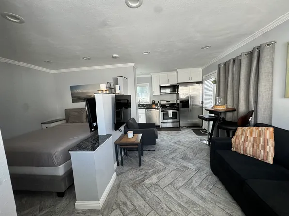 (undisclosed Address), San Diego, CA 92109