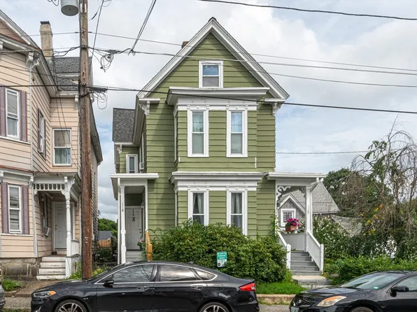 118 Agawam St, Lowell, MA 01852