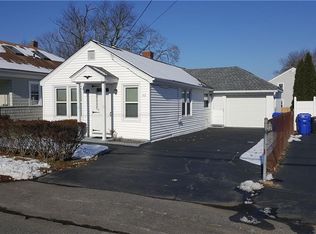 42 Mayflower St, East Providence, RI 02914