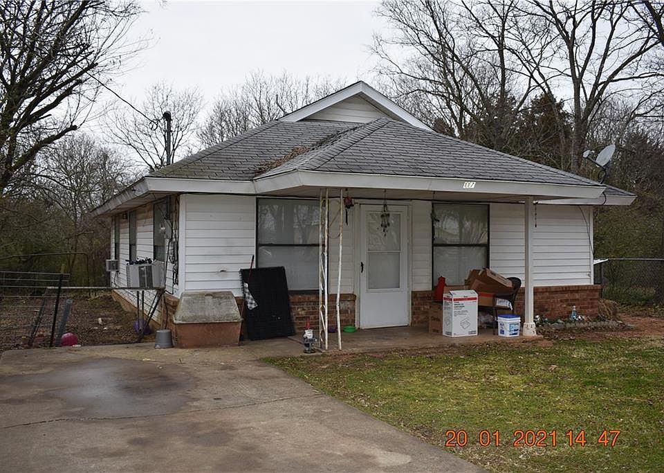 2nd image of 117 Oliver St