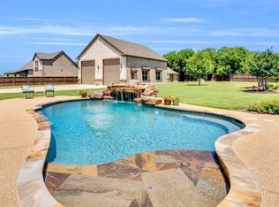 5631 Limestone Ln, Midlothian, TX 76065
