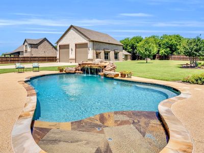 5631 Limestone Ln, Midlothian, TX, 76065