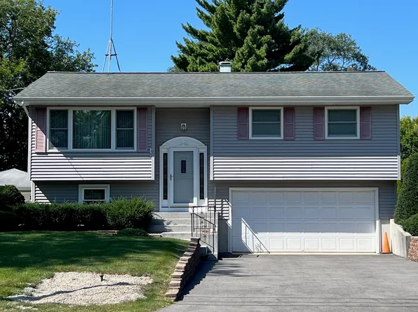 (undisclosed Address), Westmont, IL 60559