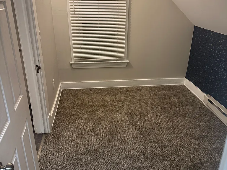 1712 Brevier Ave #UP — Photo 14