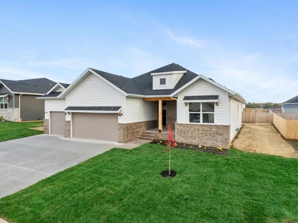 Sycamore 3 Plan, The Woods