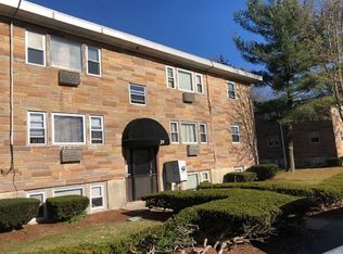 29 Auna Dr APT 2, Brockton, MA 02301