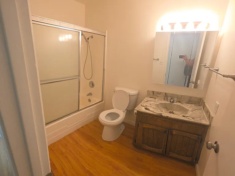6821 Virginia Dr — Photo 8