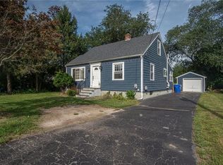 1290 Wampanoag Trl, Riverside, RI 02915
